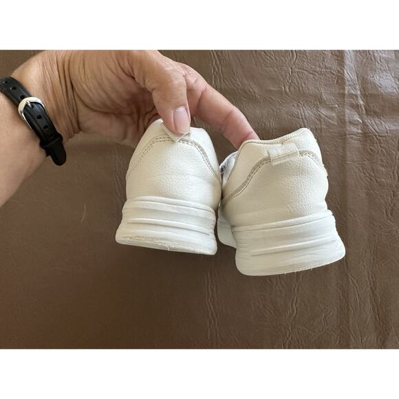 Sneakers for Boys Girls Non-Slip & Durable Breathable for Walking, Runnings - Picture 4 of 7